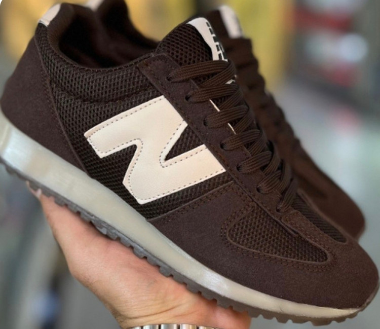 کتونی نیوبالانس مدل رترو کلاسیک قهوهای شکلاتی